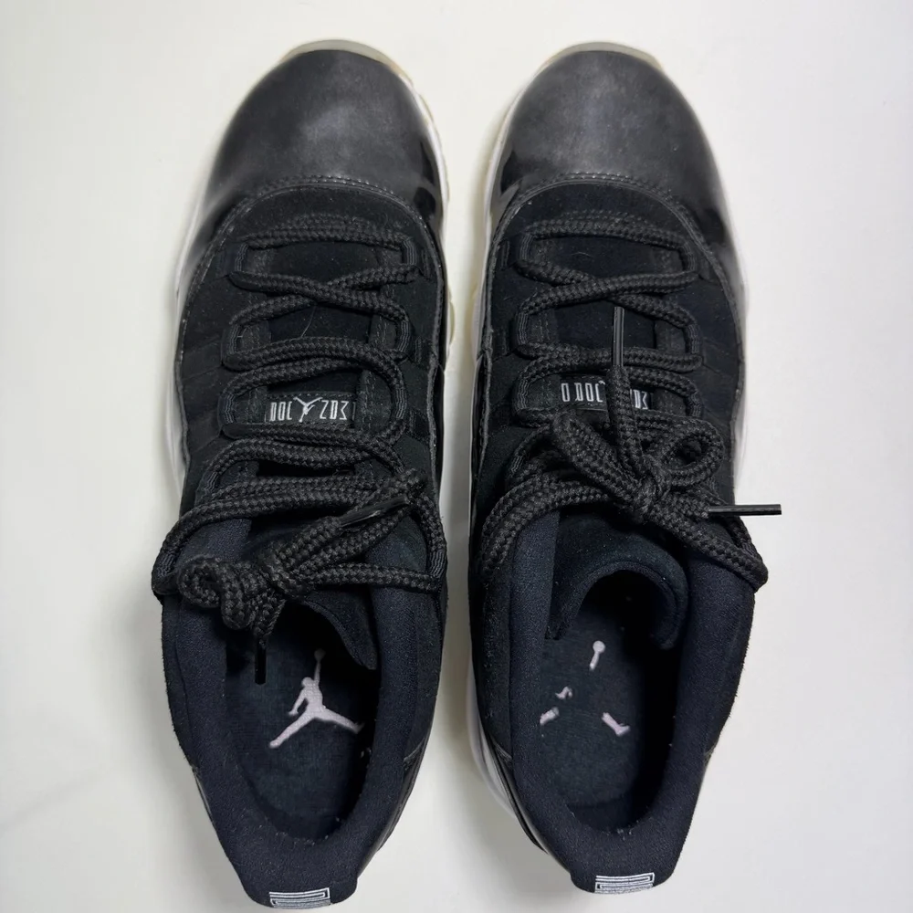 Nike Air Jordan 11 Retro Low Barons Sneakers Black Metallic Silver Men’s Size 11